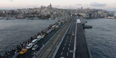 Galata Köprüsü’ndeki çalışma planlanandan önce bitirildi