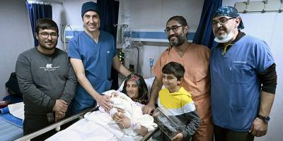 TCG Bayraktar gemisinde doğum