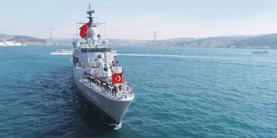 İstanbul Boğazı'nda resmi geçit yapılacak