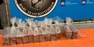 Vlissingen limanında 380 kilogram kokain ele geçirildi