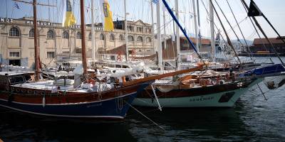 Cumhuriyet'in 100. yılını kutlamak üzere yelkenciler Selanik'ten start aldı