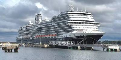 Dev kruvaziyer, Filistin-İsrail gerginliği nedeniyle rotasını Alanya'ya çevirdi