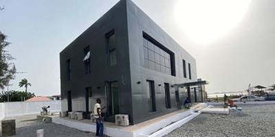 Karmod, Nijerya Deniz Kuvvetleri'ne konteynerden modern ofis binası inşa etti