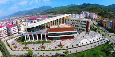 OKÜ, "Yenilenebilir Enerji ve Batarya Teknolojileri" alanında ihtisaslaşacak