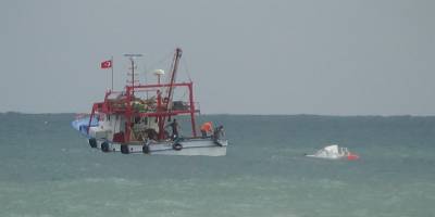 Yelkenli tekne battı