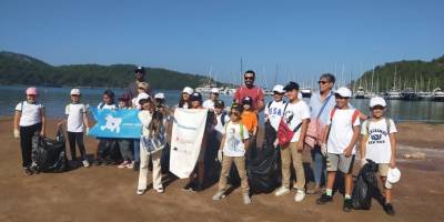 Martı Marina öncülüğünde kıyı ve çevre temizliği