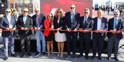 Milyonluk tekneler, İstanbul’da görücüye çıktı