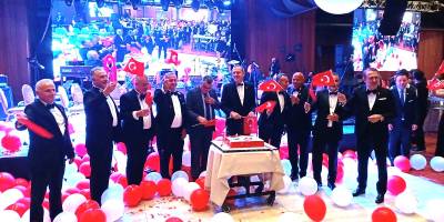 İMEAK DTO’dan Cumhuriyetin 100. Yılına Görkemli Kutlama