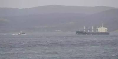 Çift yönlü transit geçişlere kapatılan Çanakkale Boğazı açıldı