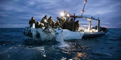 ABD ordusu Çin'e ait balonun enkazını denizden çıkardı