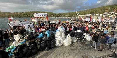 Bodrum'da deniz dibi ve kıyı temizliğinde yaklaşık 15 ton atık toplandı