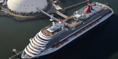 Kruvaziyerle seyahat eden çift, gemideki sanat eserlerini çaldı