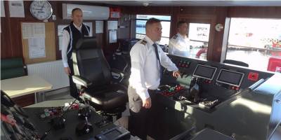 Çanakkale Boğazı'ndaki gemiler Büyük Önder Atatürk'ü andı