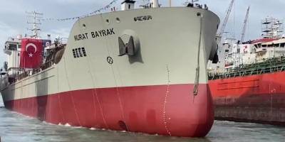 Çeksan, kimyasal tankerini denize indirdi