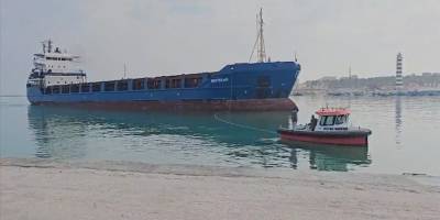 Gazze'ye yardım amacıyla gönderilen gemi Mısır'a ulaştı