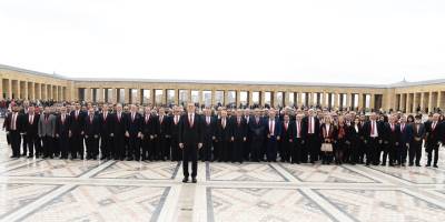 İMEAK DTO, Cumhuriyetimizin 100. Yılında Gazi Mustafa Kemal Atatürk’ün Huzurunda