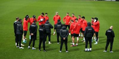 Türkiye'nin grup liderliği sınavı