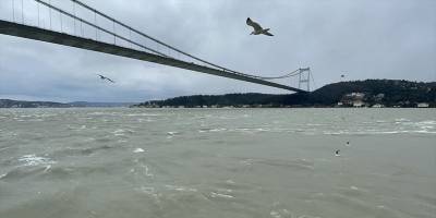 İstanbul Boğazı gemi trafiğine kapatıldı