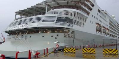 "Silver Moon" kruvaziyeri, Antalya Limanı'na demirledi