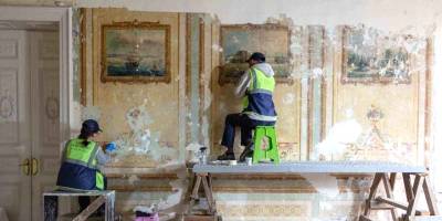 Yıldız Sarayı'nda restorasyon çalışmalarında duvar resimleri bulundu