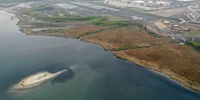 İzmit Körfezi'ndeki dip çamuru temizliği su kalitesini iyileştiriyor
