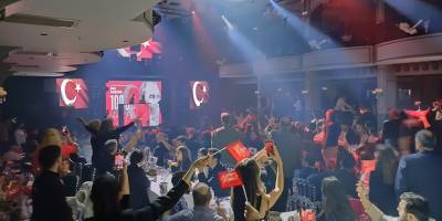 GBD, Cumhuriyetimizin 100. yılını ve yeni yılı muhteşem bir geceyle kutladı