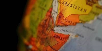 Somali açıklarında ticari gemiye baskın yapıldı