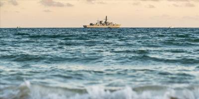 Hindistan, Umman Denizi'nde gemi ve uçak konuşlandırdı