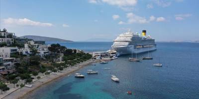 Muğla'ya gelen "yüzen oteller" turizm hareketliliğini artırdı