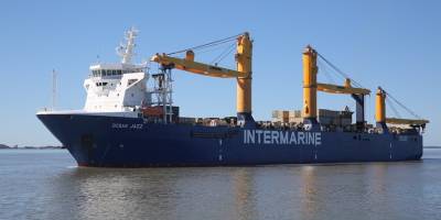 Husiler, ABD'ye ait bir gemiyi vurduklarını açıkladı