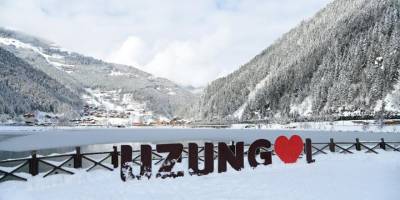 Uzungöl buz tuttu
