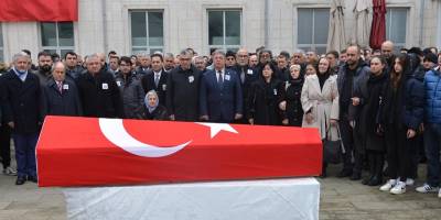 Denize düşerek ölen kılavuz kaptan son yolculuğuna uğurlandı