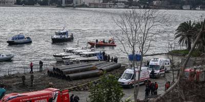 Beşiktaş'ta inşaat çalışmasında denize düşen iki kişiden biri öldü
