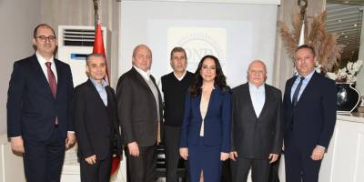 İzmir Deniz Nakliyecileri Derneği Genel Kurulu Yapıldı