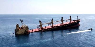 Husilerin saldırısına uğrayan 'Rubymar' gemisi battı ( İzle )