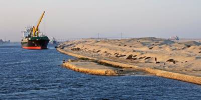 "Süveyş Kanalı'ndaki ticaret iki ayda yıllık yüzde 50 azaldı"