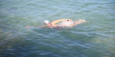 Yüzücü Aysu Türkoğlu, "Cook Boğazı" geçişi için Yeni Zelanda'ya gidiyor