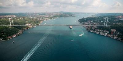 İstanbul Boğazı'nda gemi trafiği yeniden açıldı