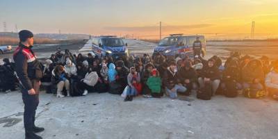 Çanakkale'de 84 düzensiz göçmen yakalandı