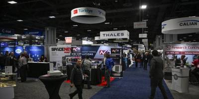 Türk firmaları dünyanın en büyük uydu fuarında boy gösterdi