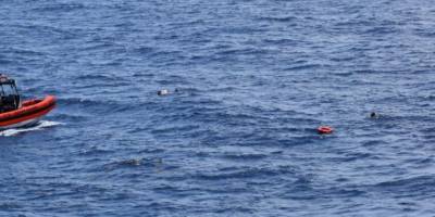 Endonezya'da alabora olan bottaki 69 Arakanlı Müslüman daha kurtarıldı