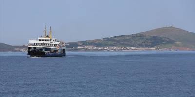 Gökçeada ve Bozcaada feribotları bayram tatilinde nöbette