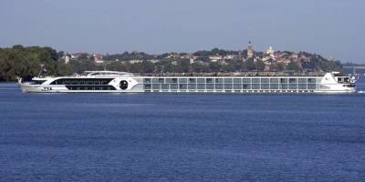 Yolcu gemisi Tuna Nehri'nde kaza yaptı: 11 yaralı