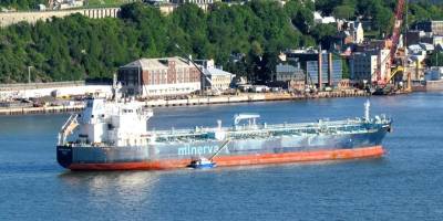 Yunanistan Bayraklı gemi karaya oturdu