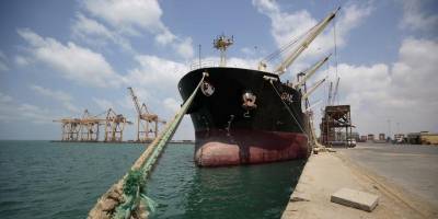 Gemiler Hudeyde limanlarına engellenmeden girmeye başladı