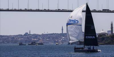 İstanbul Boğazı'nda gemi trafiği yat yarışları nedeniyle askıya alındı