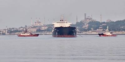 İstanbul Boğazı'nda gemi trafiği geçici olarak durduruldu