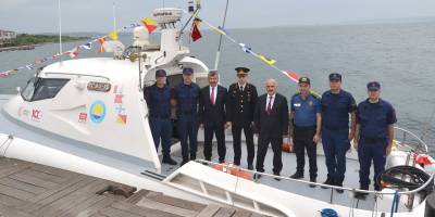 Mavi vatanın "hayalet" botu Kocaeli'de halka tanıtıldı