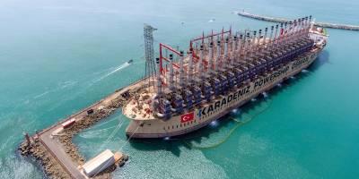 Ukrayna Karadeniz Holding'in yüzer santrallerine talip