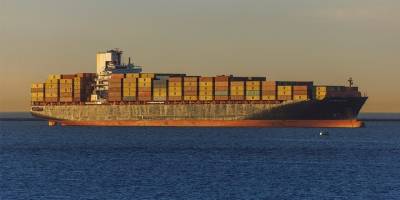 Hafter güçlerine silah taşıdığı öne sürülen gemi durduruldu